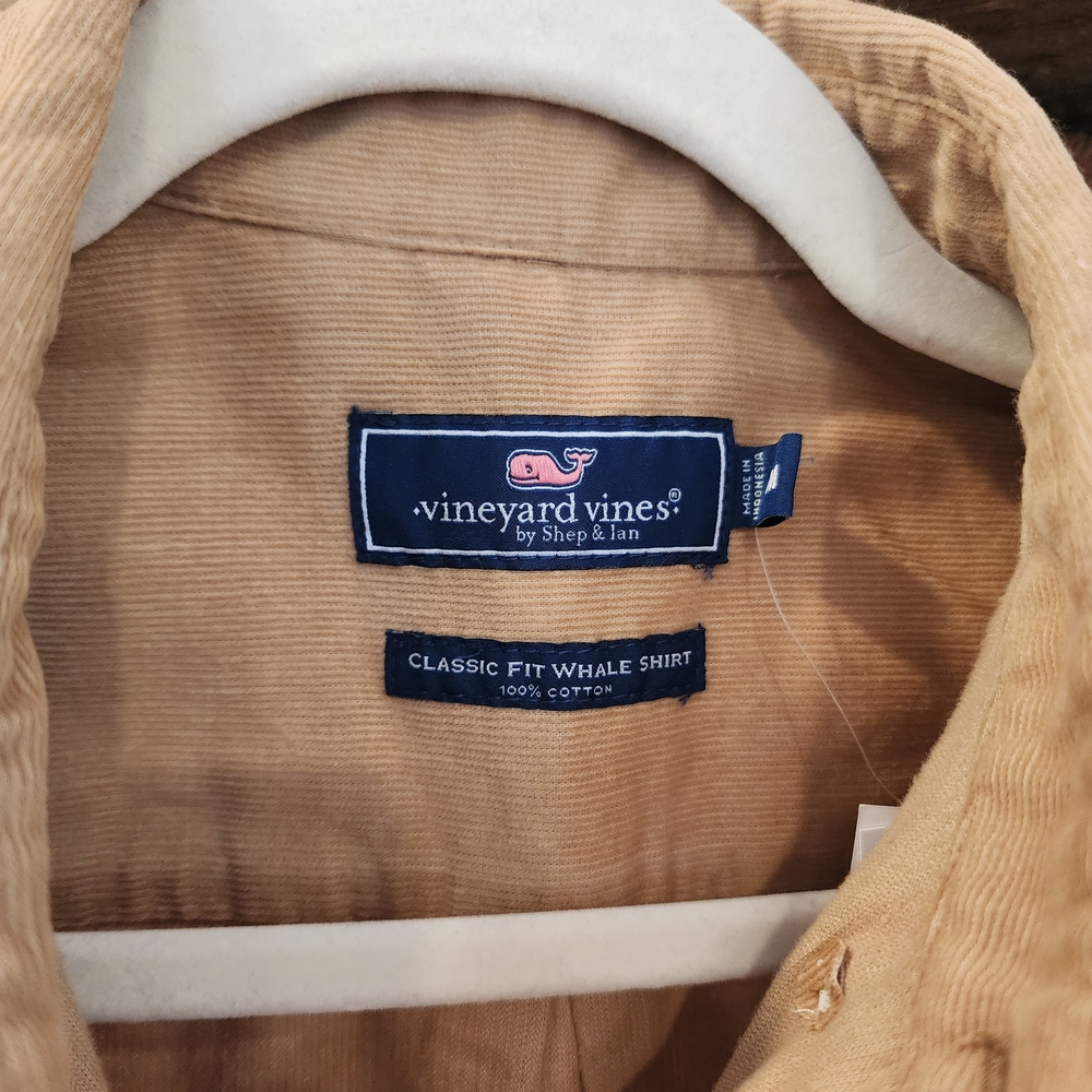 Vineyard Vines Men's Corduroy Khaki Button-Down Shirt - Picture 5 of 5